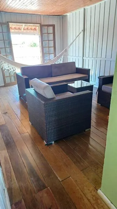 بيت للعطل فيلا Aconchegante Casa De Madeira Com Linda Area Lazer! إيمبيتوبا